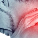 Причины болей в шее, плечах и голове